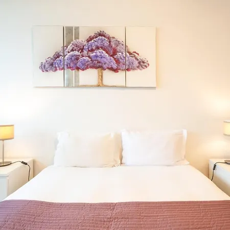 Guestready - Spacious Near Centre *