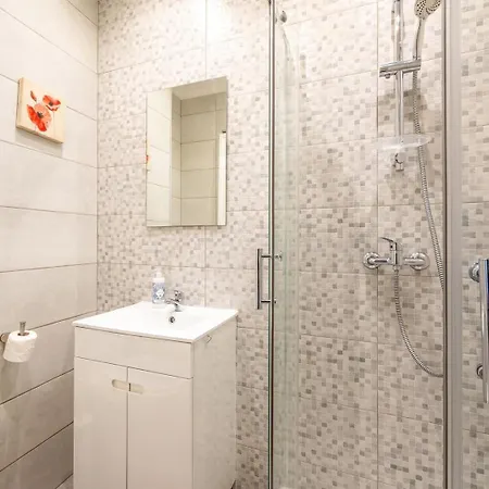 Guestready - Spacious Near Centre *