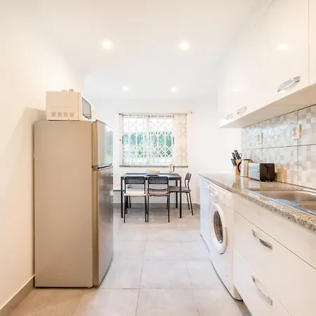 Апартаменты Guestready - Spacious Near Centre