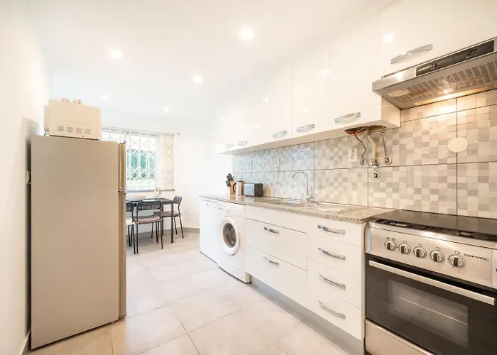 Guestready - Spacious Near Centre *