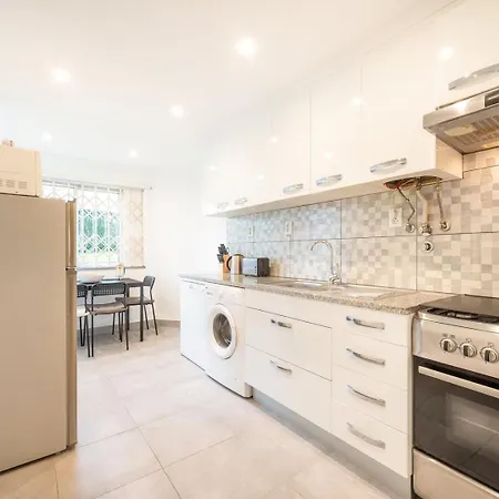 Guestready - Spacious Near Centre *