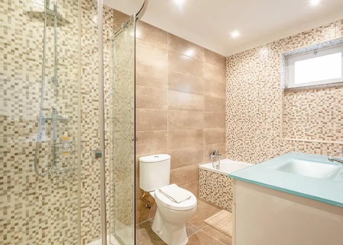 Guestready - Spacious Near Centre Cascais